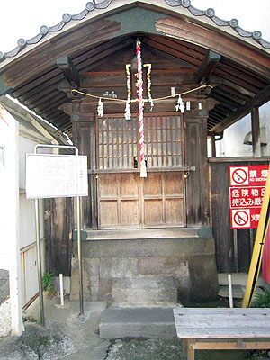 市神社